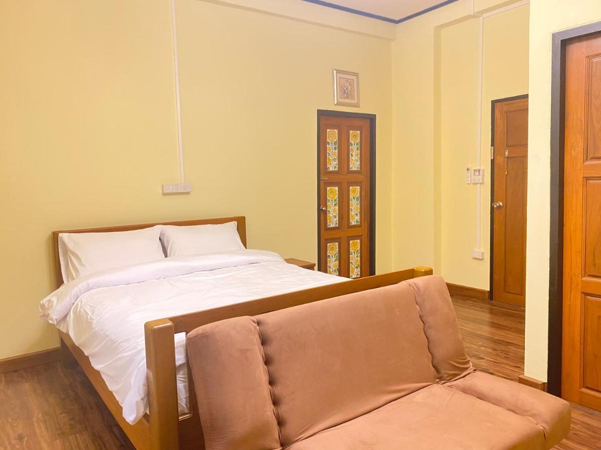 Dream House Lodge 素可泰 外观 照片
